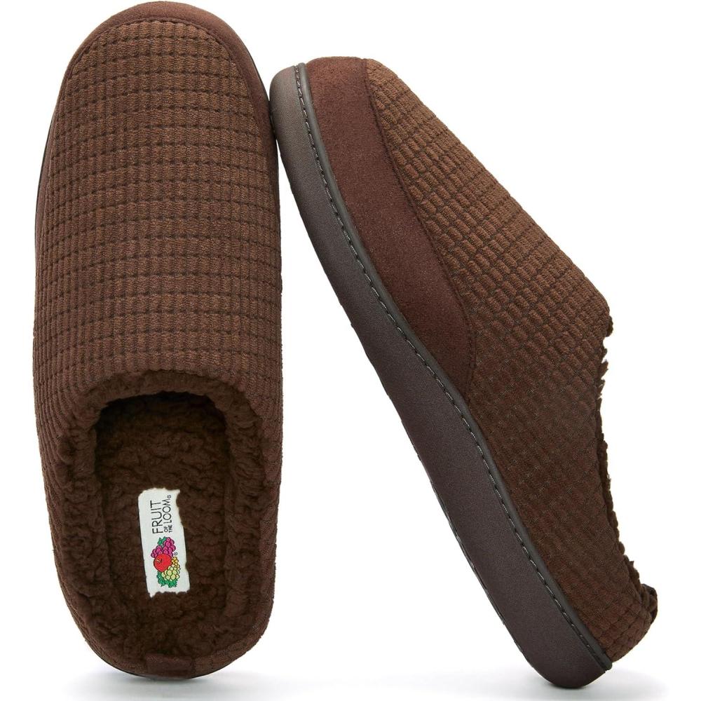 imageFruit of the Loom Mens Waffle Clog Slippers  Fleece Memory Foam Sole  IndoorOutdoor Pantuflas Machine WashableBrown
