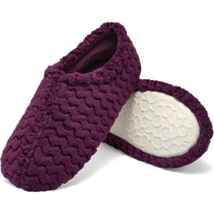 Fruit of the Loom Women’s Chevron Slippers – Fuzzy Memory Foam, Lightweight, Indoor/Outdoor Zapatillas de Mujer(Grape)